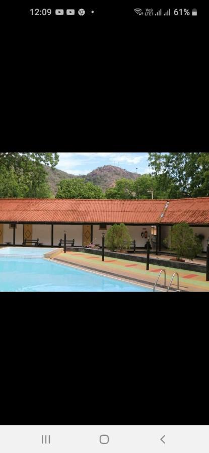 Jayasinghe Holiday Resort Kataragama Exterior foto