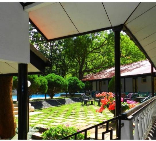 Jayasinghe Holiday Resort Kataragama Exterior foto